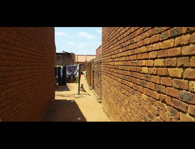 3 BEDROOM HOUSE SOLD IN SOSHANGUVE BB